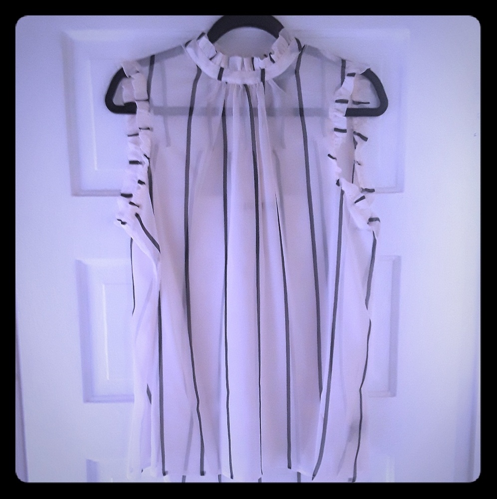 Sleeveless Blouse